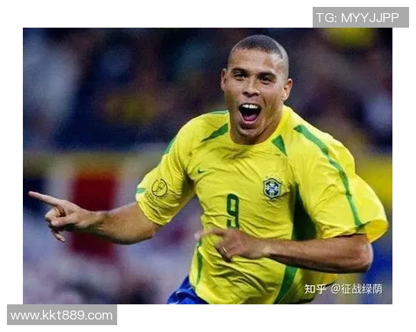 昔日足球巨星风采依旧帅气照片回顾与怀旧之旅